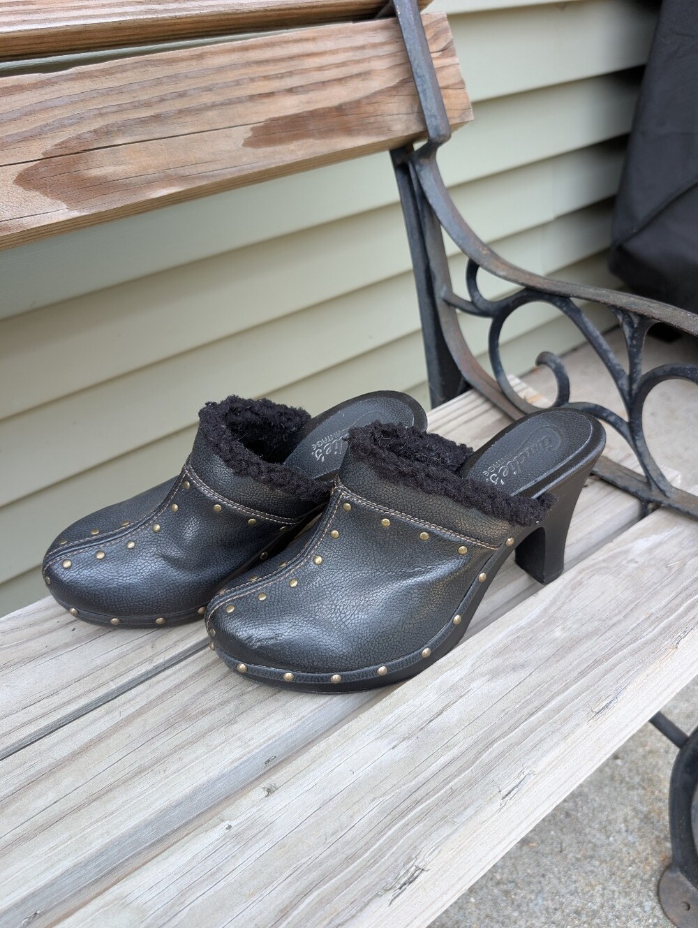 Candie's Vintage Y2K Black Leather Studded Clogs Size 10